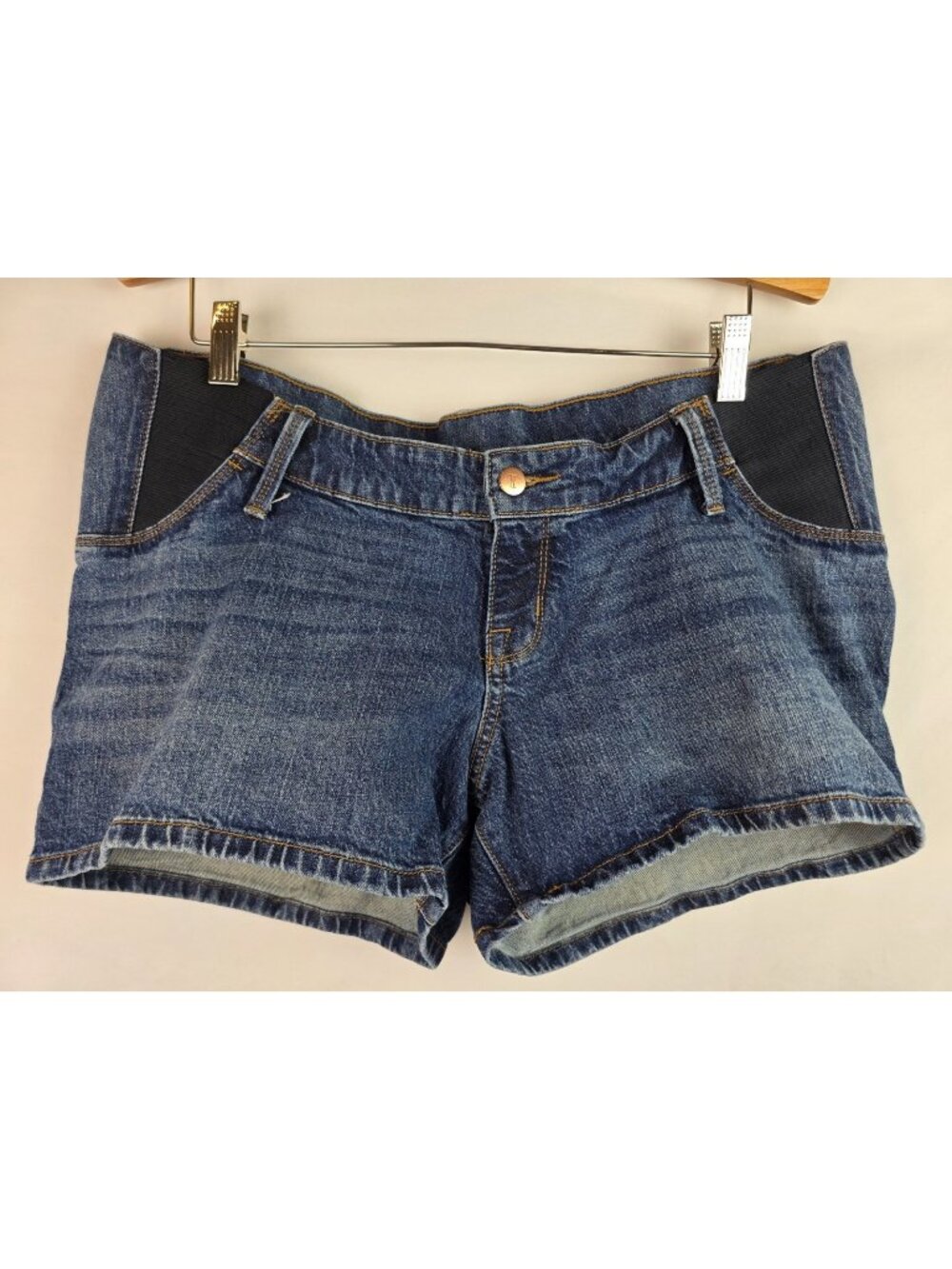 Isabel Maternity by Ingrid & Isabel Women's Jean Shorts Size 10 Denim Side Panel